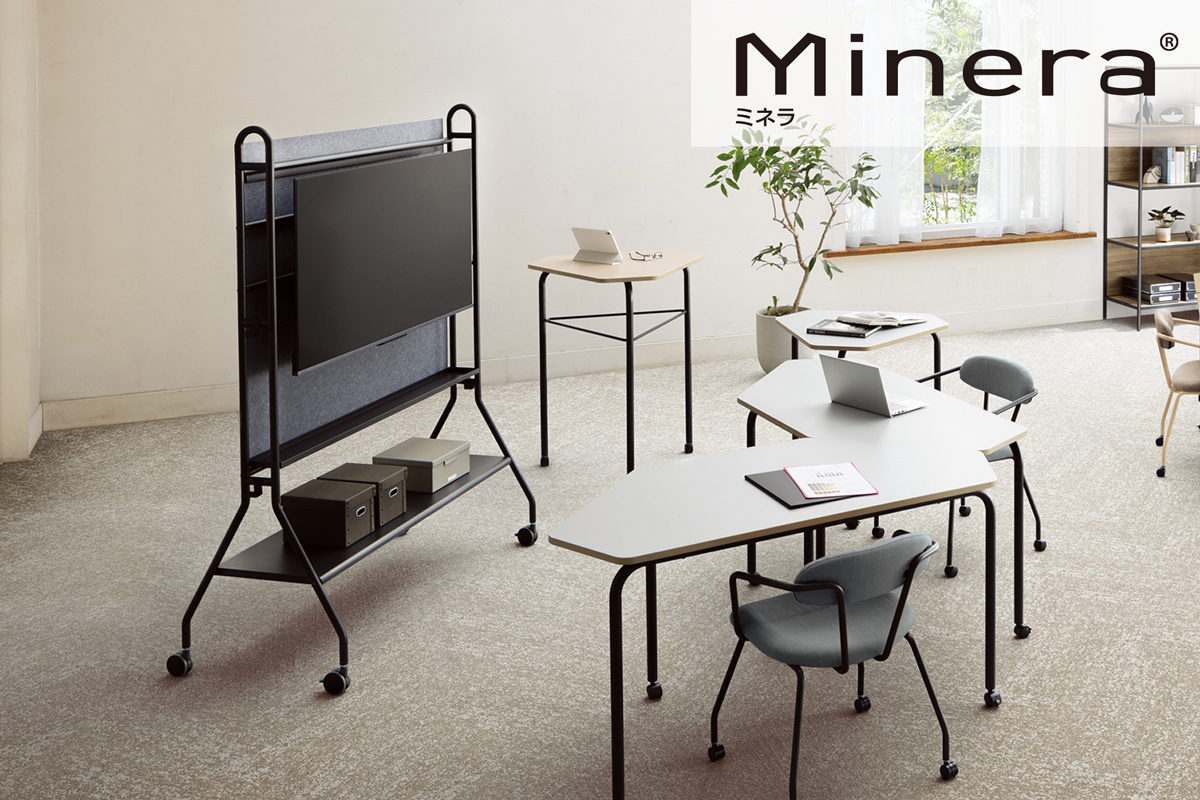 フレキシブルファニチュア＜ミネラ＞のイメージ画像。ディスプレイスタンドの前に、六角形（小）テーブル スタンダードタイプと、六角形（大）テーブルを組み合わせている。ディスプレイスタンドの右脇には、六角形（小）テーブル ハイタイプが設置されている。
