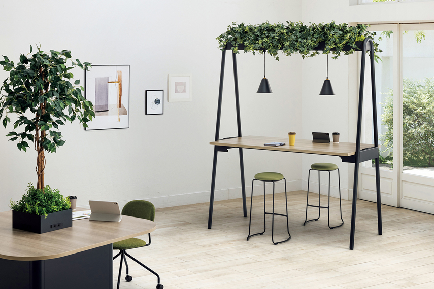 コミュニケーションテーブル　＜Fremia（フレミア）＞のイメージ画像。